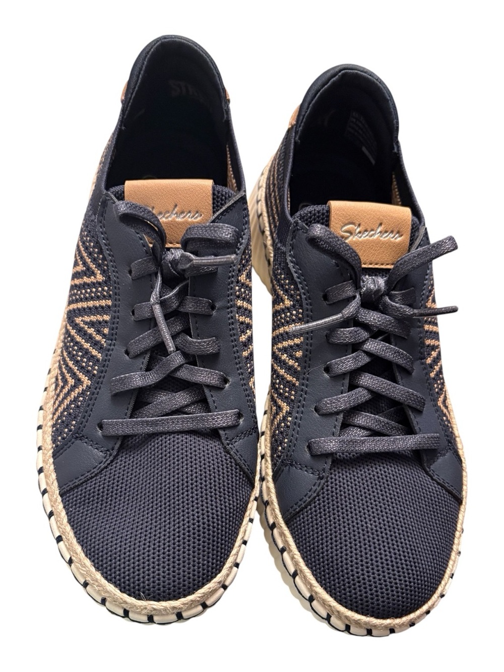Skechers Women's Navy and Tan Knit Athletic Sneakers